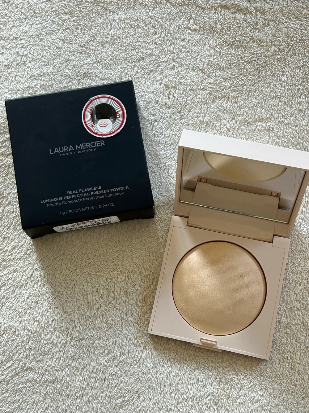 Laura Mercier Real Flawless Luminous Perfecting Pressed Powder - Translucent